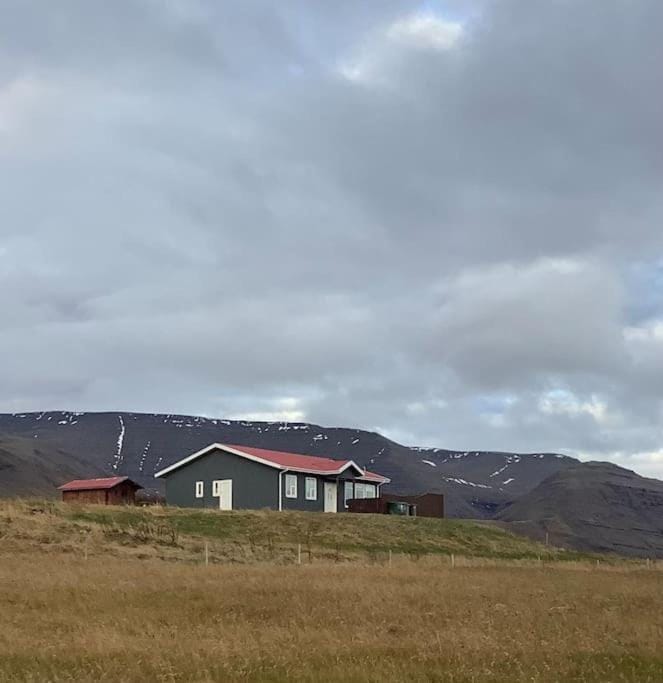 Hóll Guesthouse — 1