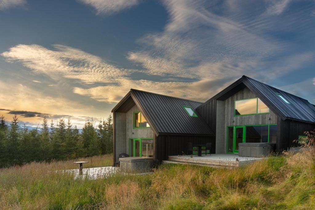 Viking Cottages & Apartments — 1