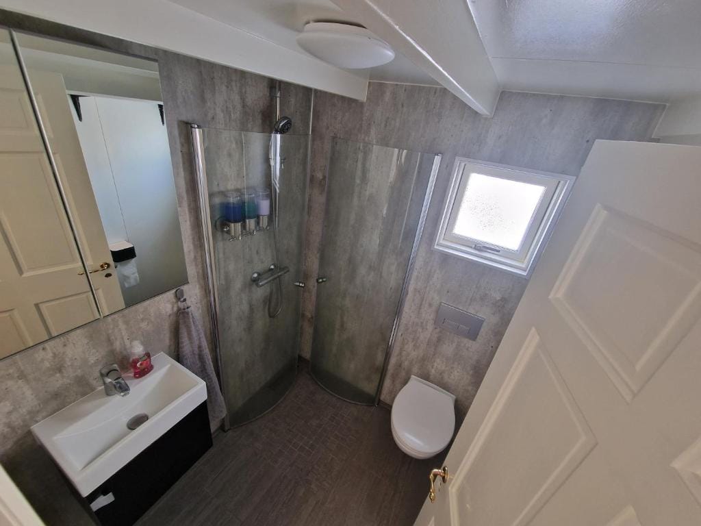Cottage - two bedrooms — 2