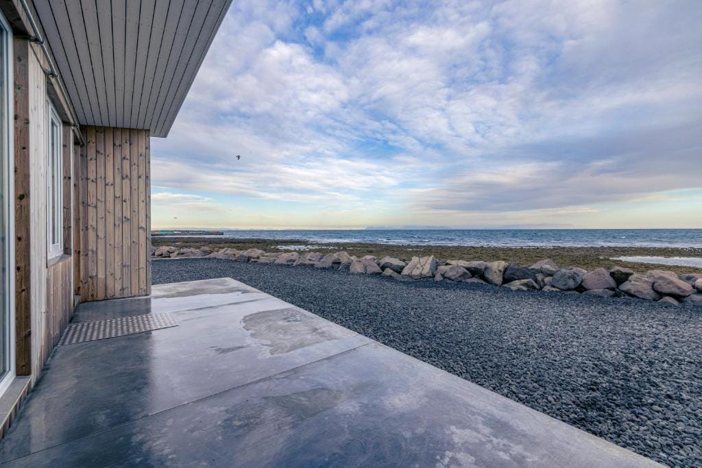 Bay View Apartments — 3