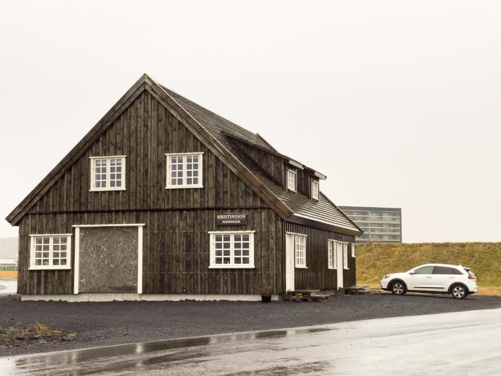 Kristinsson Apartments second floor — 1