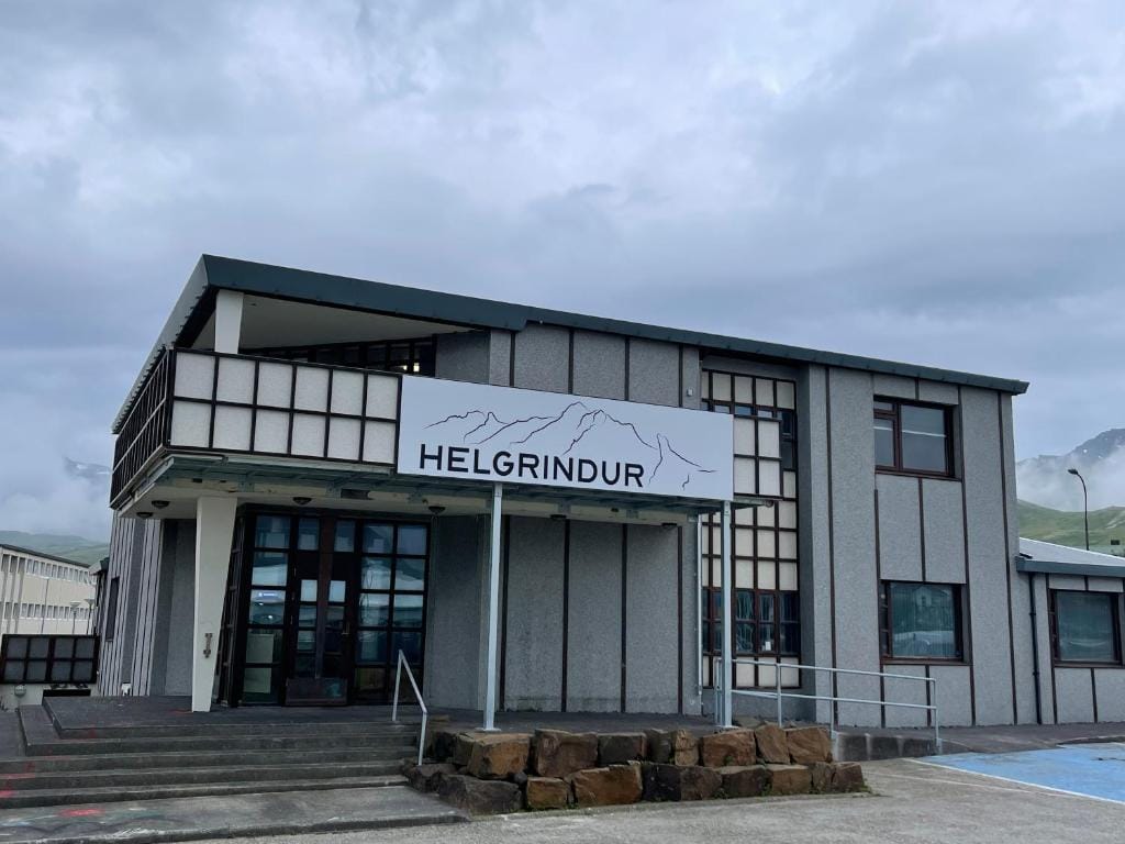 Helgrindur Guesthouse — 1