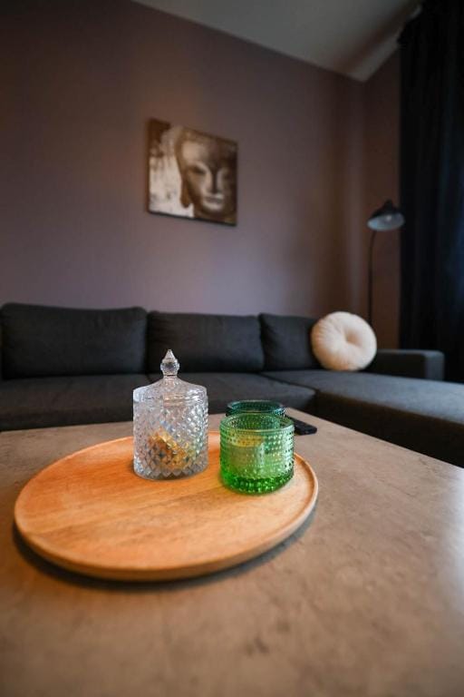 Olga Apartments — 1