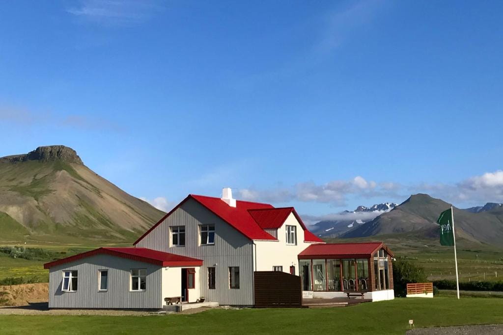 Sudur-Bár Guesthouse — 1