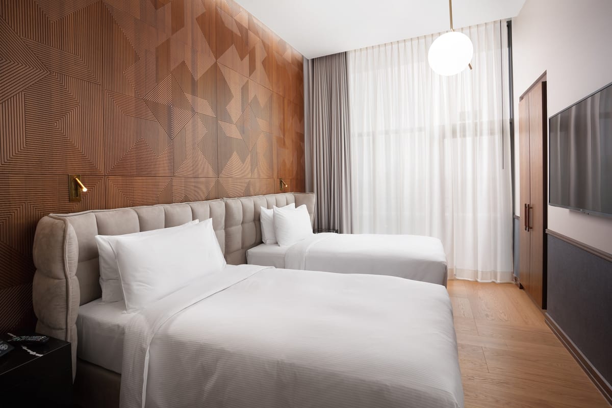 Iceland Parliament Hotel, Curio Collection by Hilton — 4