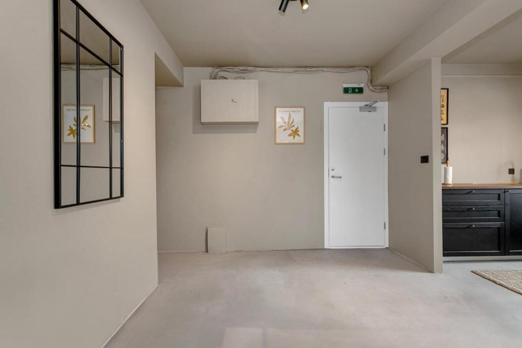 Newly renovated apartment by the sea in Hafnarfjörður — 5