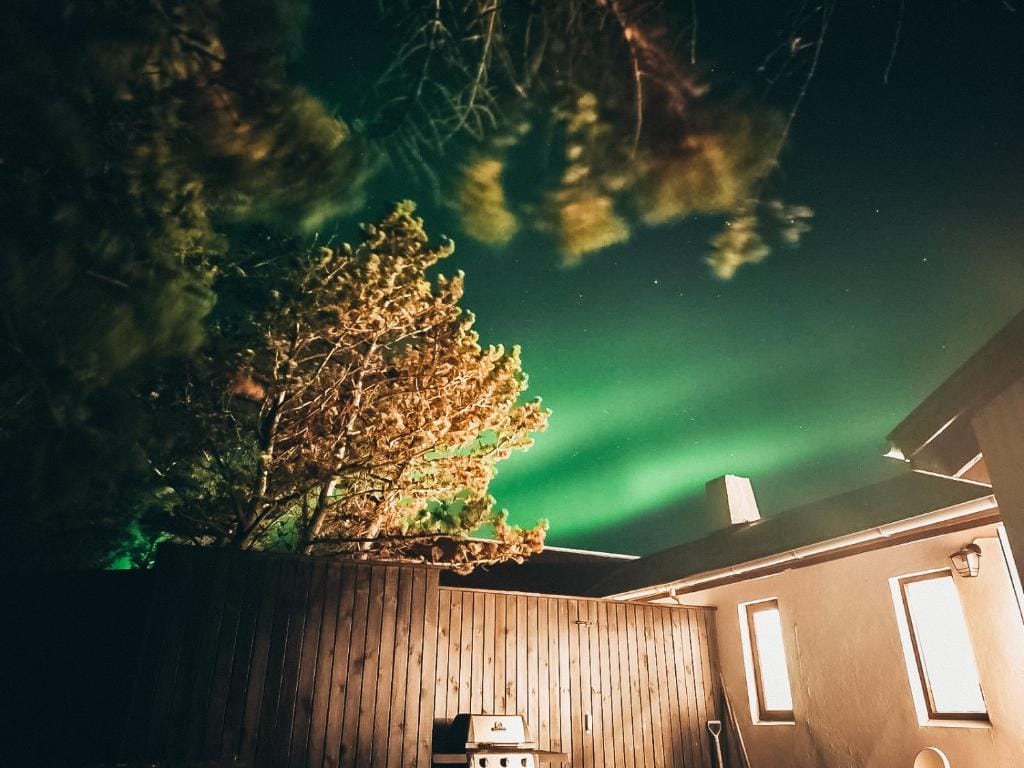 Hellatún Guest House! — 1
