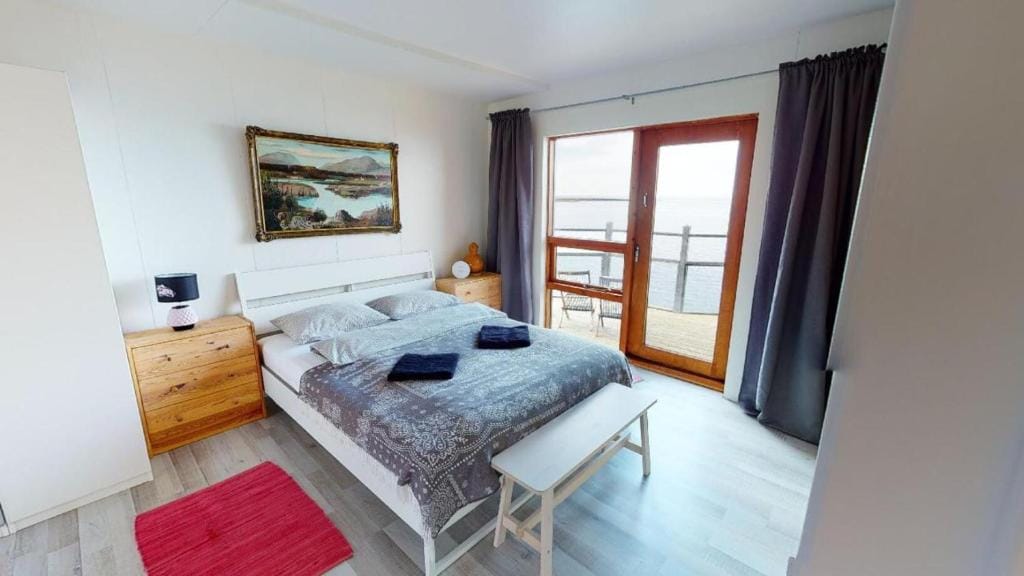 Brenna - Ocean View Apartment — 2