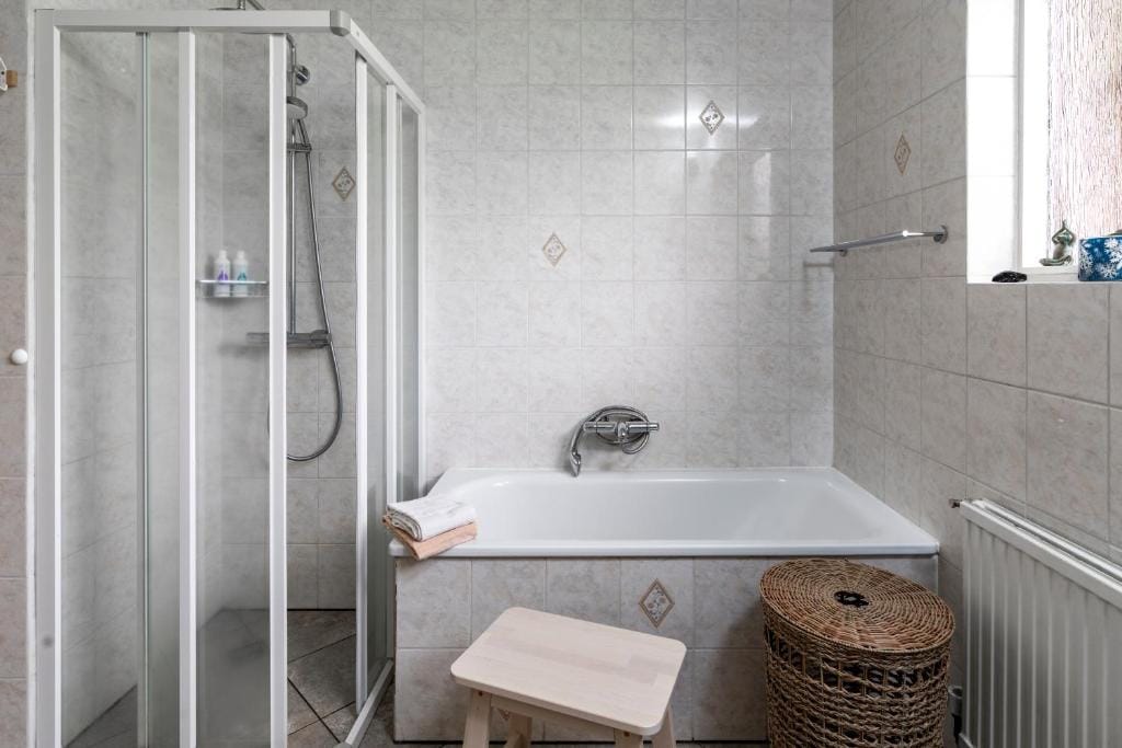 Túnfífill Guesthouse - Deluxe villa - free hot tub and sauna, cozy and quiet — 3
