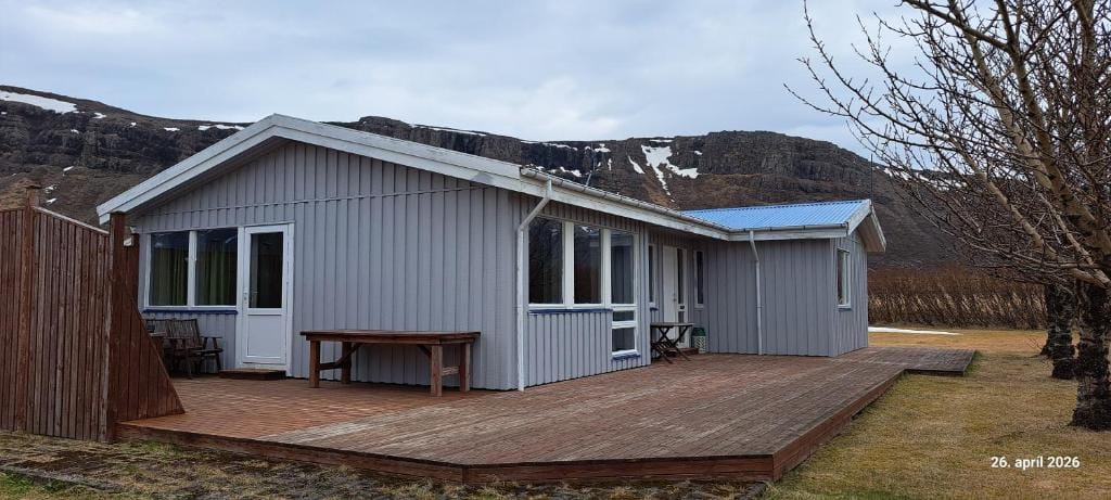 Ægisholt privete house with hot tub — 4