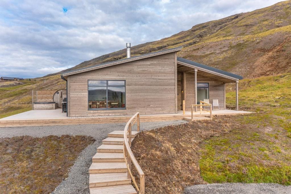 Mountain View Villa — 1