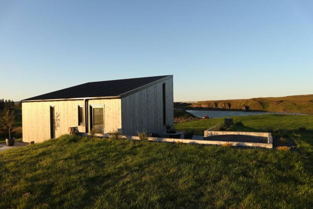 Urriðafoss Waterfall Lodges — 5