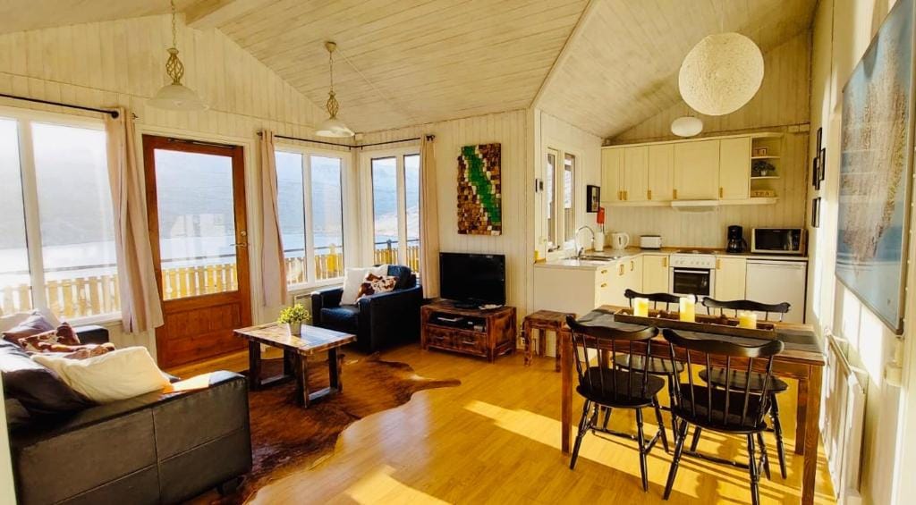 Langahlid Cottages & Hot Tubs — 4