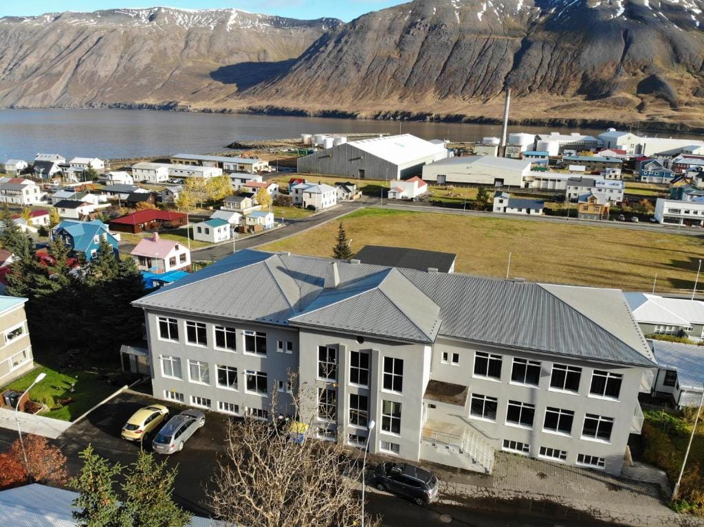 Hlíðarvegur 20 - Gagginn — 5