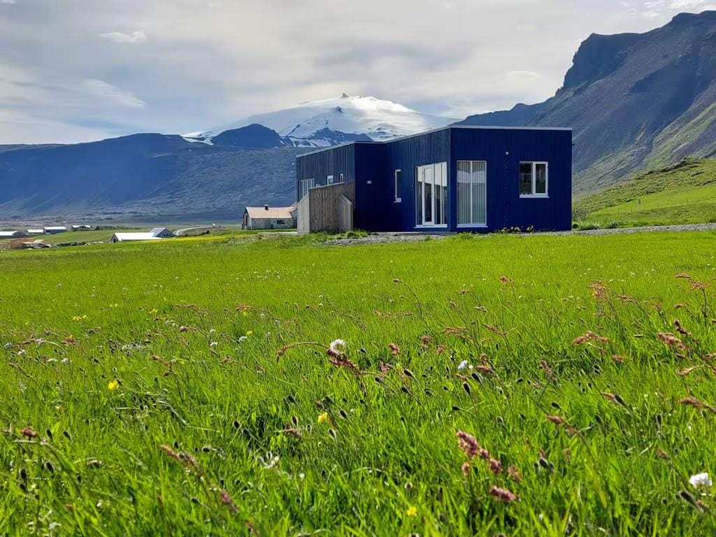 Kambur Cottages — 1