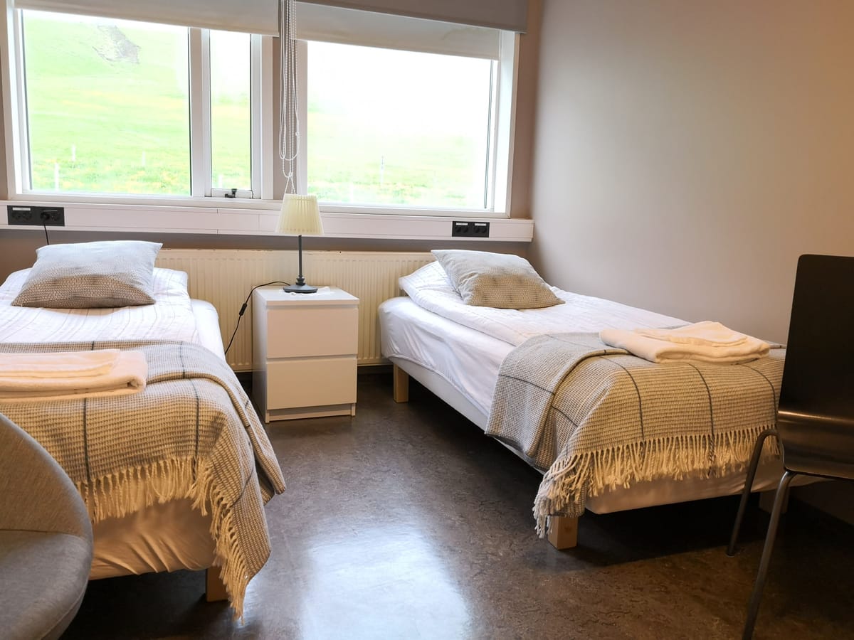 Guesthouse Reynir — 2