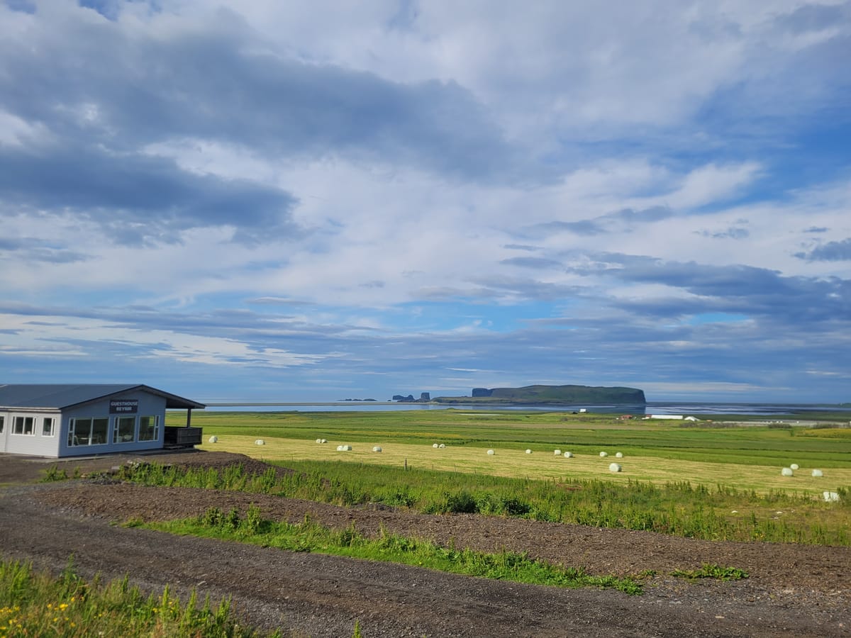 Guesthouse Reynir — 3