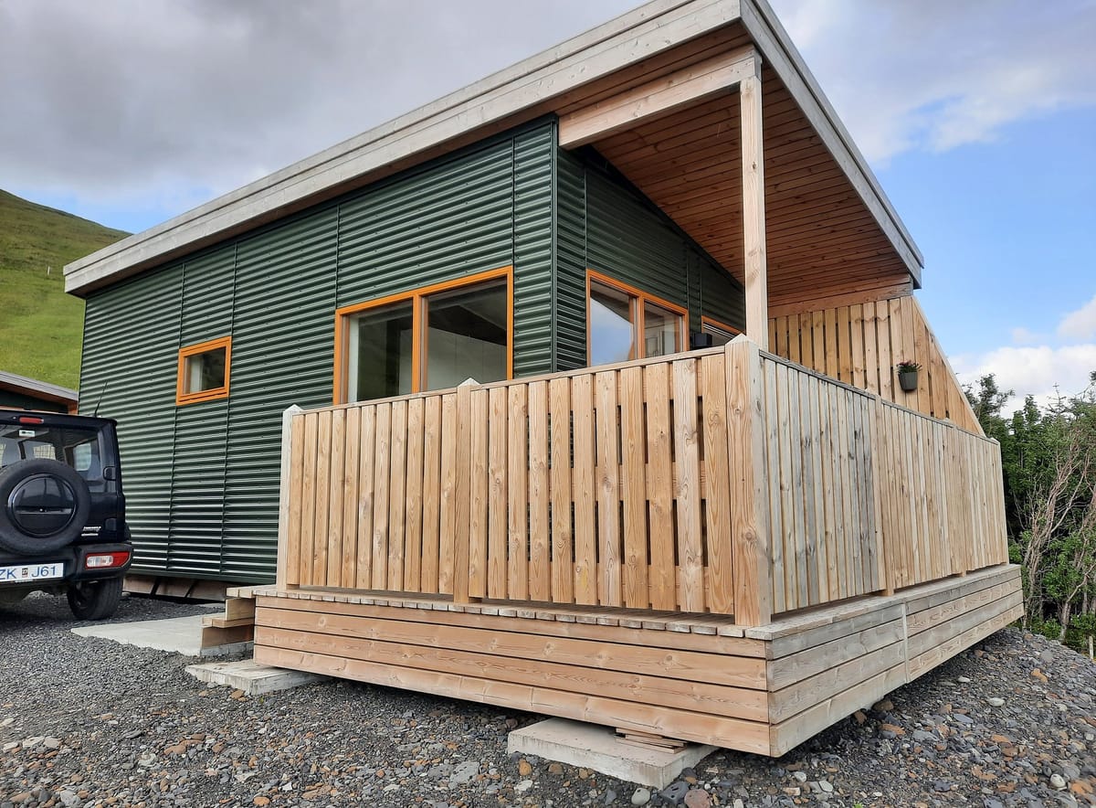 Skammidalur Guesthouse — 1